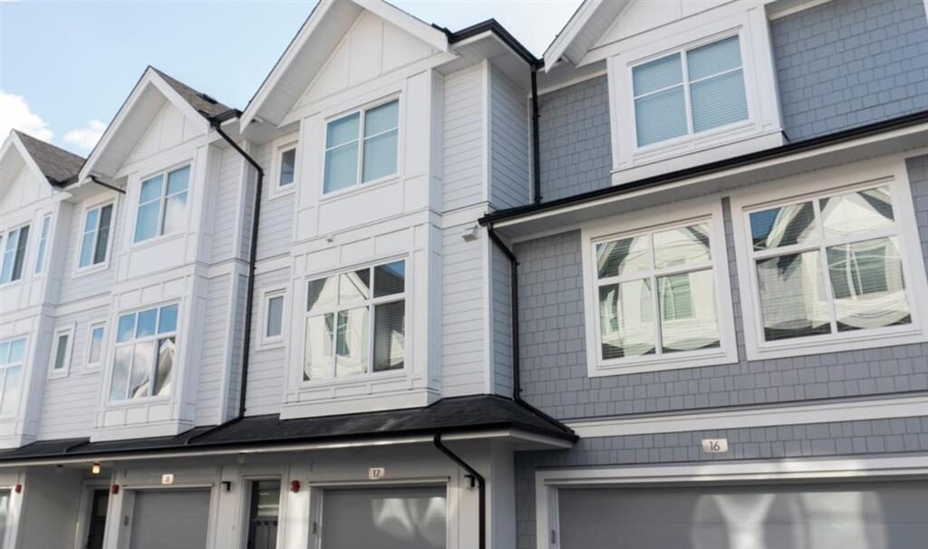 Sold Langley Townhome Krista Lapp 21688 52 Ave