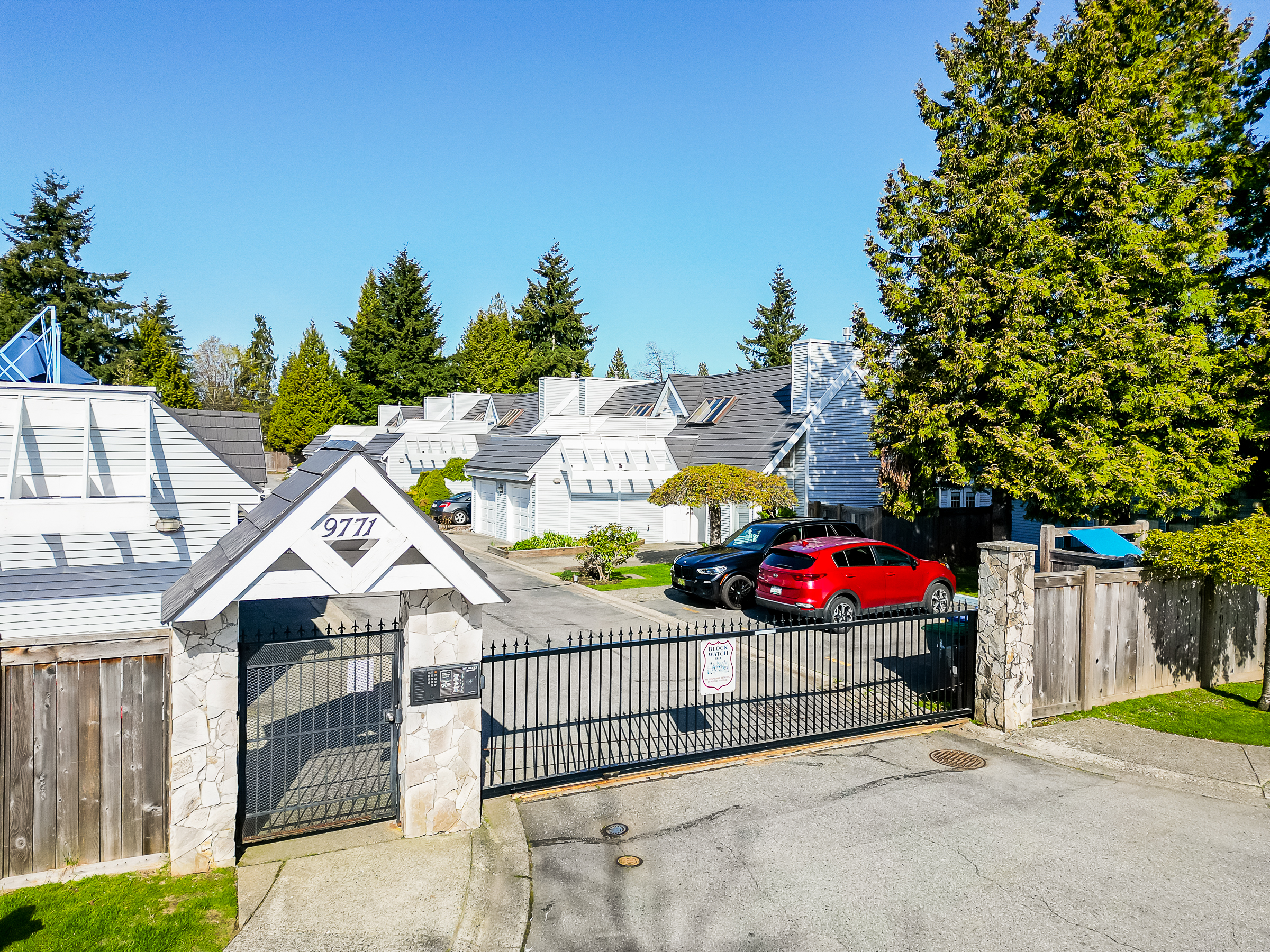 Guilford Real Estate Townhome Krista Lapp Unit 14 9771 152B Street Surrey Listings