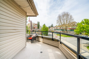 Port Coquitlam Realtor Krista Lapp Unit 209 3150 Vincent Street Port Coquitlam Listings Condo for Sale