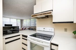 Burnaby Realtor Unit 104 3970 Carrigan Court Burnaby Condo